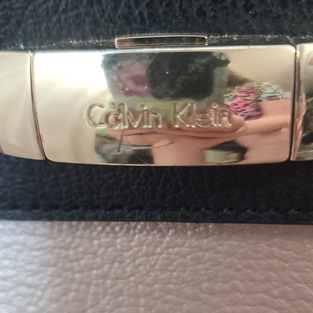 Calvin Klein Black & Golden Tan Satchel w Structured Gold Buckle Accents EUC - Picture 2 of 11